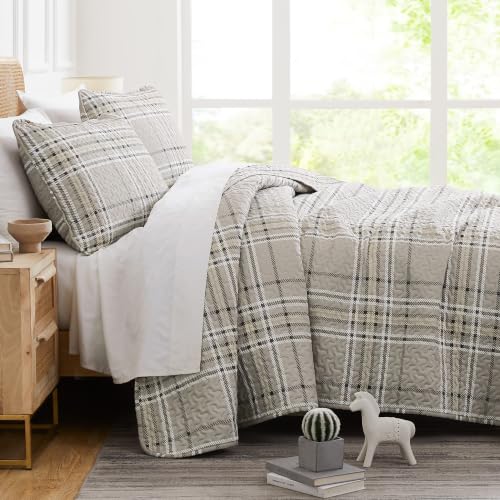 Southshore Fine Living, Inc. Oversized King Quilt Bedding Set, 3-Piece Plaid Quilt Set with 2 Quilted Pillow Shams, Quilt Coverlet Set, Soft Microfiber Fabric, California King Bed Spread, Mocha Plaid