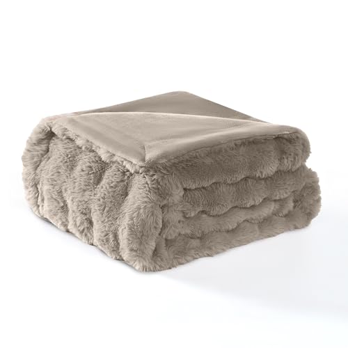 Modern Threads Water-Resistant Faux Rabbit Fur Pet Blanket for Dogs & Cats – Ultra-Soft Couch, Bed & Crate Protector, 30x40 Brown