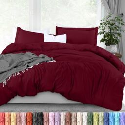 Utopia Bedding Duvet Cover King Size - 1 Comforter Cover with 2 Pillow Shams - 3 Pieces Bedding Duvet Cover with Zipper Closure - Soft Brushed Microfiber, 104 X 90 Inches (Burgundy)