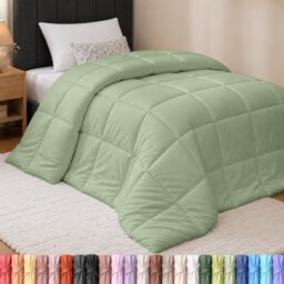 Utopia Bedding Comforter Duvet Insert - Quilted Comforter with Corner Tabs - Box Stitched Down Alternative Comforter (Twin, Sage Green)