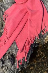 Fouta Beach Towel 100% Cotton 90 x 175 cm - Soft, Absorbent, Machine Washable at 30-40 C - Stylish Pink for Beach and Pool Days