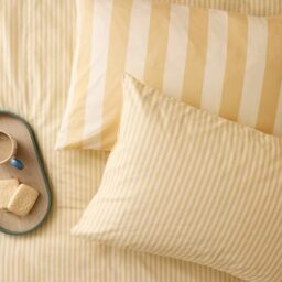 furn. The Ultimate Stripe Pillowcase Pair – Reversible Bold Narrow Striped Polycotton Pillow Covers (Custard Cream – 75x50cm)