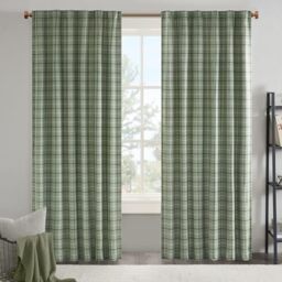 "Madison Park Anaheim Cabin Plaid Curtain Window, Thermal Insulated Fleece Lining, Living Room Decor Light Blocking Drape for Bedroom, 1-Single Panel Pack, 50"" x 84"" Rod Pocket, Green"