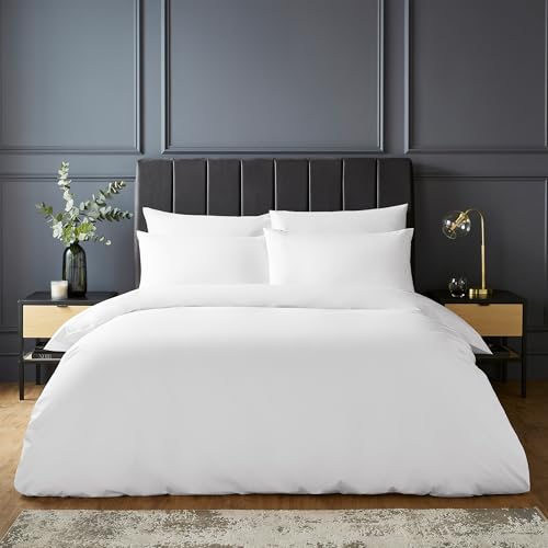 Silentnight Pure Cotton Duvet Set - Luxurious Cool Soft Touch 200 Thread Count - Button Fastening - Breathable 100% Cotton Quilt Cover + Pillowcase Bed Set - Machine Washable, White, Single