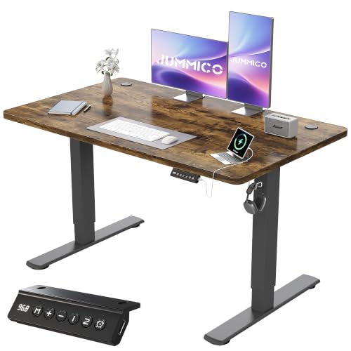 JUMMICO Electric Standing Desk with USB Charging, 120x60cm Height Adjustable Desk with Sedentary Reminder Stand Up Desk with Splice Board for Home Office,Rustic Brown