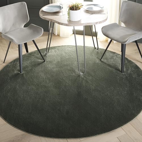 Safavieh Contemporary Rug for Living Room, Dining Room, Bedroom - Revive Collection, Short Pile, in Green, 200 x 200 cm