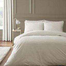 Catherine Lansfield Kingsley Soft Matt Velvet Single Duvet Cover Set with Pillowcase Cream