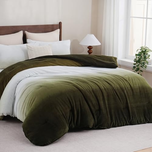 Bedbay Forest Green Velvet Comforter Set King Size Fluffy Bedding Comforter Set Green Gradient Plush 3 Pcs Warm Shaggy Winter Quilt for Queen Size Bed with 2 Pillowcases