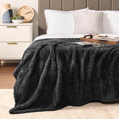PAVILIA Sherpa Throw Blanket for Bed Couch Sofa, Black Fluffy Plush Fleece Microfiber Blanket, Lightweight Soft Cozy Reversible Throw, All Season Home Decor Gift, 90x108 Inches, King