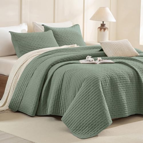 "CozyTide Oversized King Quilt 128""x120"",100% Stone-Washed Cotton Olive Green Oversized King Bedspread,Soft Lightweight Extra Large Bedspread & Coverlet Sets Farmhouse Boho Quilt Bedding Set 3 Pieces"