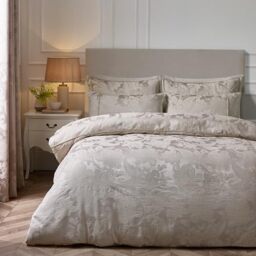 Catherine Lansfield Opulent Jacquard King Duvet Cover Set with Pillowcases Champagne Gold
