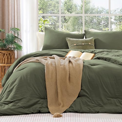 WRENSONGE Super King Comforter Set-3 Pieces Soft Comforter Size Bedding - All Seasons Prewashed Cozy Down Alternative Lightweight Comforter Sets with 2 Pillow Shams, Olive Green