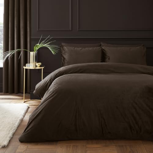 Catherine Lansfield Kingsley Matt Velvet Single Duvet Cover Set Chocolate