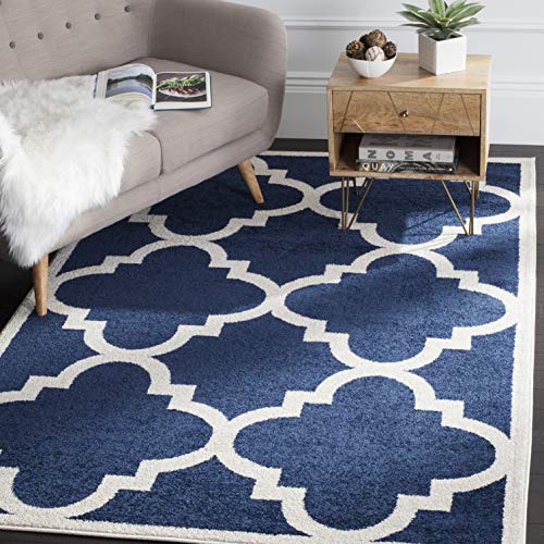 Safavieh Trellis Indoor/Outdoor Woven Rectangle Area Rug, Amherst Collection, AMT423, in Navy / Beige, 122 X 183 cm for Garden, Patio or Any Outdoor Space