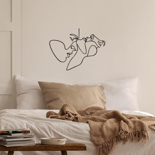Stylish Black Decorative Metal Wall Accessory, 70 x 52 cm, 100% Metal, 1.5 mm Thickness, Easy Wall Mounting for Modern Home Decor