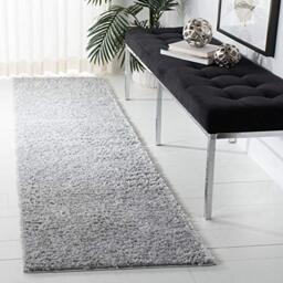SAFAVIEH August Shag Collection Shaggy Rug for Living Room Dining Room Bedroom Short Pile Silver 30 x 72 Inch