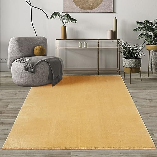 Mias Teppiche Comfort Modern Fluffy Short-Pile Carpet, Anti-Slip Backing, Washable up to 30 Degrees, Super Soft, Faux Fur Look, Gold, 120 cm round