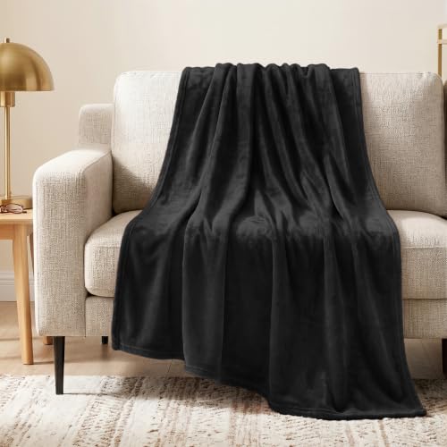 PAVILIA Fleece Throw Blanket for Couch Single Bed Super Soft Fluffy Flannel Throw for Sofa Plush Microfiber Blanket Home Decor Velvet Black 60 x 80 Inch