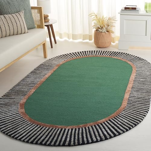 SAFAVIEH Modern Rug for Living Room, Dining Room, Bedroom - Fifth Avenue Collection, Medium Pile, in Green and Black, 152 X 244 cm