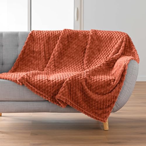 Douceur d'Intérieur, 125 x 150 cm Mini Frosty Terracotta Flannel Relief Blanket Plain