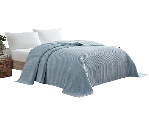 Beatrice Home Fashions Channel Chenille Bedspread, King, Blue