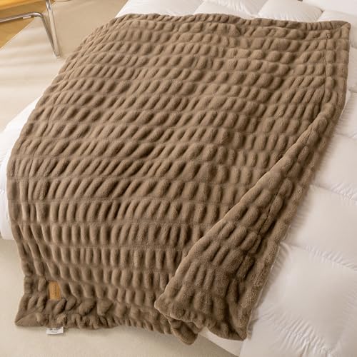 YUSOKI 1000GSM Double Sided Bubble Luxury Faux Rabbit Fur Throw Blanket, 4-Way Stretch Ultra Fluffy Plush All Season Use, for Women (Light Brown, Medium (50 X 60 Inches))