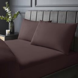 Silentnight Pure Cotton Fitted Sheet - Cool Soft Touch 200 Thread Count - Extra Deep 40cm Bed Mattress Sheet - Breathable 100% Cotton - Elasticated Corners, Machine Washable, Deep Purple Plum, Double