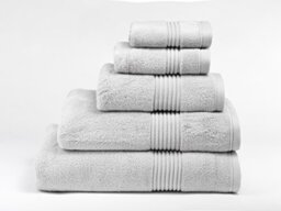 Catherine Lansfield Hometextiles, Bath, So Soft Silver Towel 100x150cm