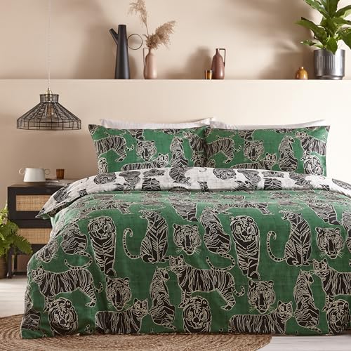 furn. Wildcat Duvet Cover Set – Reversible Tribal Jungle Graphics Soft Cotton Blend with Pillowcases (Jungle Green – Double)