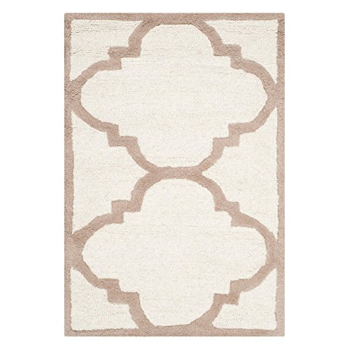 Safavieh Modern Indoor Hand Tufted Accent Area Rug, Cambridge Collection, CAM140, in Ivory / Beige, 61 X 91 cm for Living Room, Bedroom or Any Indoor Space