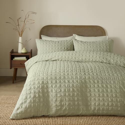 Serene Embossed Grid Green Duvet Cover Set Double – Geometric Minimalist Bedding – Embossed Recycled Polyester – Includes 1 Duvet Cover (200 x 200cm) & 2 Pillowcases – Green Geometric Bedroom Set