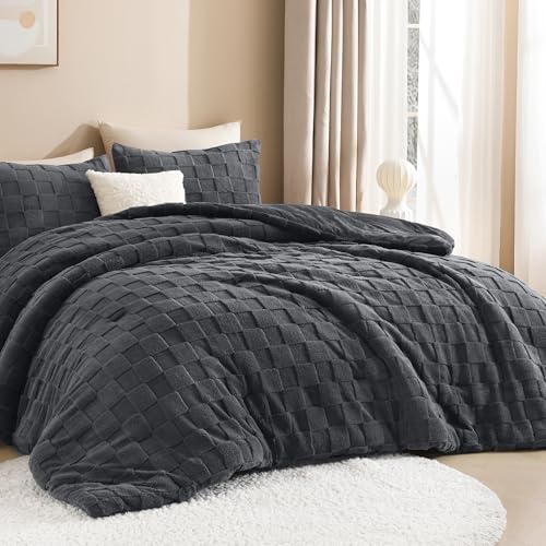 Litanika Fluffy Full Size Comforter Set Dark Grey, 3 Pieces Warm Sherpa Fleece Winter Bedding Set, Jacquard Checkered Plush Fuzzy Bed Set(1 Comforter, 2 Pillowcases)