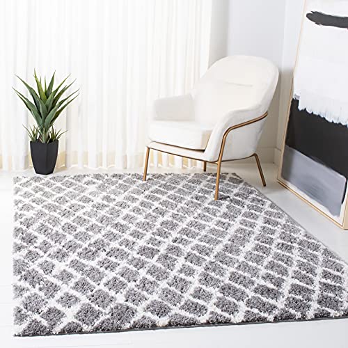 Safavieh Moroccan Shaggy Indoor Woven Rectangle Area Rug, Berber Shag Collection, BER163, in Light Grey / Cream, 155 X 229 cm for Living Room, Bedroom or Any Indoor Space