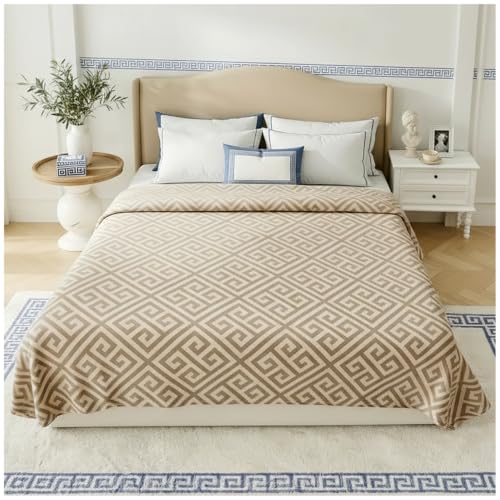 GC GAVENO CAVAILIA Fleece Throw Blanket Thick Soft Faux Fur Throw, Natural - Thick Warm Lightweight Smooth Greek Border Fluffy Blanket - Polyester Bed Throw King Size For Sofa Couch Armchairs, 200x240cm