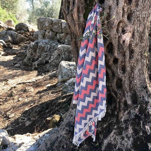 Fouta Beach Towel, 100% Cotton, 90 x 170 cm - Absorbent, Soft and Lightweight (215 g/m²) - Machine Washable, Bright Red