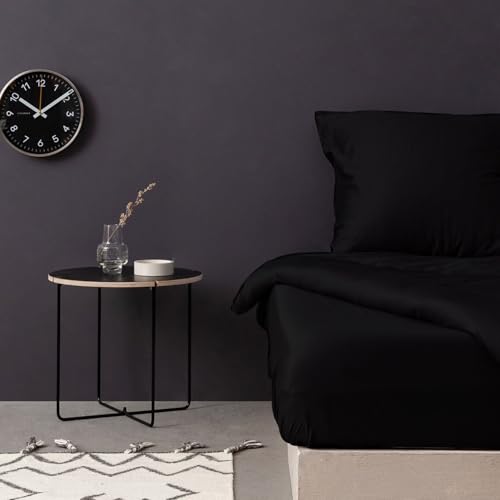 Luxurious Satin Queen XL Fitted Sheet, 100% Cotton, 150 x 200 + 40 cm, 210 Thread Count, Machine Washable at 30°C, Elegant Black Colour for Ultimate Comfort