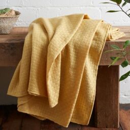 Pineapple Elephant Lina Waffle Geo 130x170cm Blanket Throw Yellow