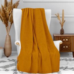 Soleil d'ocre, Microfibre Blanket 120 x 160 cm COCOONING Mustard