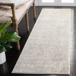 SAFAVIEH Traditional Rug for Living Room, Dining Room, Bedroom - Evoke Collection, Short Pile, in Ivory and Taupe, 66 x 274 cm
