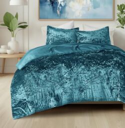 Comfort Spaces Juliette Luxe Comforter Set Velvet Lush with Soft Brushed Microfiber Reverse, All Season Cozy Velvet Bedding Sets, Fluffy Comforter Bed Set, Matching Sham, Teal Full/Queen 3 Piece