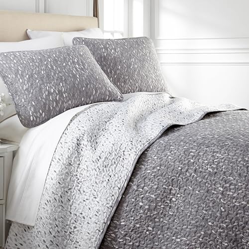 Southshore Fine Living, Inc. Oversized Microfiber Quilt Bedding Set, Twin XL Coverlet with Matching Pillow Sham, Botanical Leaves Collection, All Season Quilt, Lightweight Twin XL Quilts, Grey