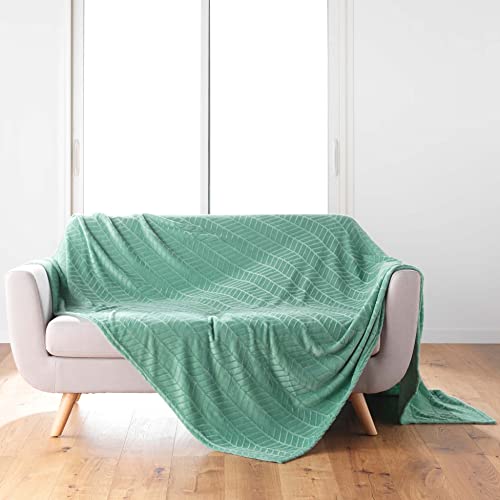 Douceur d'Intérieur, Arya 180 x 220 cm Sage Flannel Relief Blanket Plain