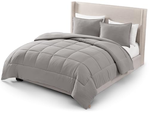 UGG Leonora Comforter Set with 2 Pillow Shams Lightweight Down Alternative Blanket Reversible Cozy Warm All Season Washable and Hypoallergenic Bedding Set, Full/Queen, Light Grey