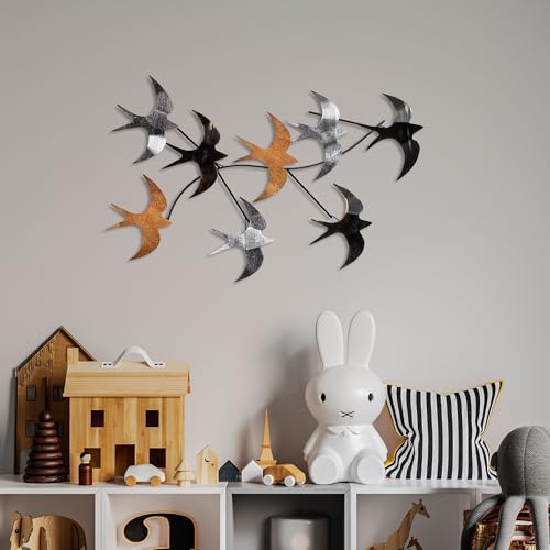 Hand-painted decorative metal wall accessory, 69 x 41 x 7 cm, 100% metal (1.5 mm), unique art piece for home decor, stylish and versatile