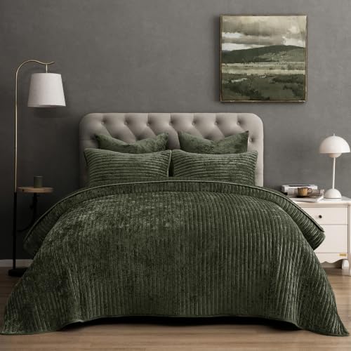 "PHF Luxury Velvet Quilt Set Twin Size - 2PCS Ultra Soft with Striped Channel, Cozy Quilted Bedspread, Heirloom Gift, 1 Coverlet with 1 Matching Sham, 68"" x 92"", Smokey Olive"