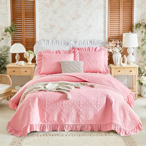 Ruffles Quilt Set King Size 96 * 108 in - 3 Pieces Solid Shabby Chic Farmhouse Ruffled Bedding Rustic Coverlet Lightweight Fluffy Summer Oversized Bedspread with Shams for Women Men Pink