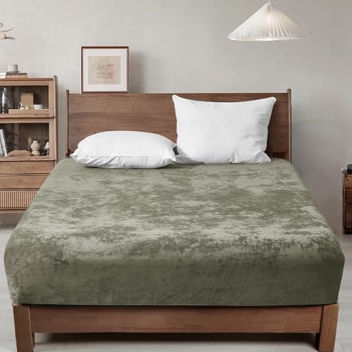 "PHF Truly Velvet Fitted Sheet Only California King Size, Luxury Super Soft Cozy Fuzzy Fleece Bottom Sheet with Deep Pocket Up to 16"", Suitable for Fall Winter Spring, No Pillowcases, Smokey Olive"