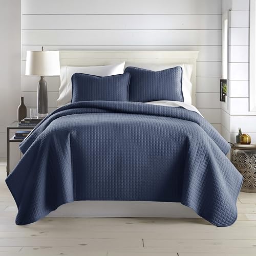 Southshore Fine Living, Inc. Oversized King Quilt Bedding Set, Soft Microfiber, Easy Care, Pet Hair Resistant Bedding, Machine Washable California/King Size Quilt Coverlet Set w/2 Shams, Dark Blue