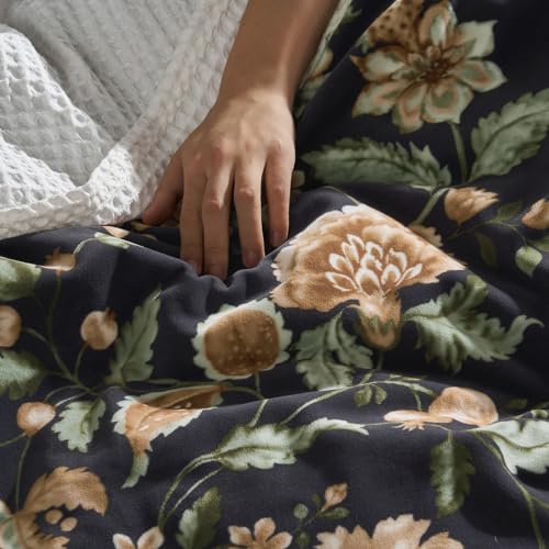 PHF Velvet Comforter Set King Size - Super Soft 3 Pieces Floral Bedding Set, Stylish & Cute Botanical Comforter with 2 Pillow Shams, Lightweight Yet Warmth, Dawn Bloom