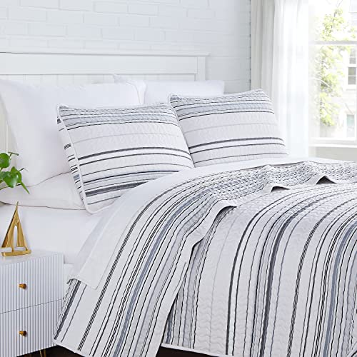 Southshore Fine Living, Inc. Oversized King Quilt Set, Lightweight Striped Bedspread, 3-Piece Coastal Bedding Set, Soft Microfiber Fabric, California King Quilt Sets Oversized, Grey Stripes